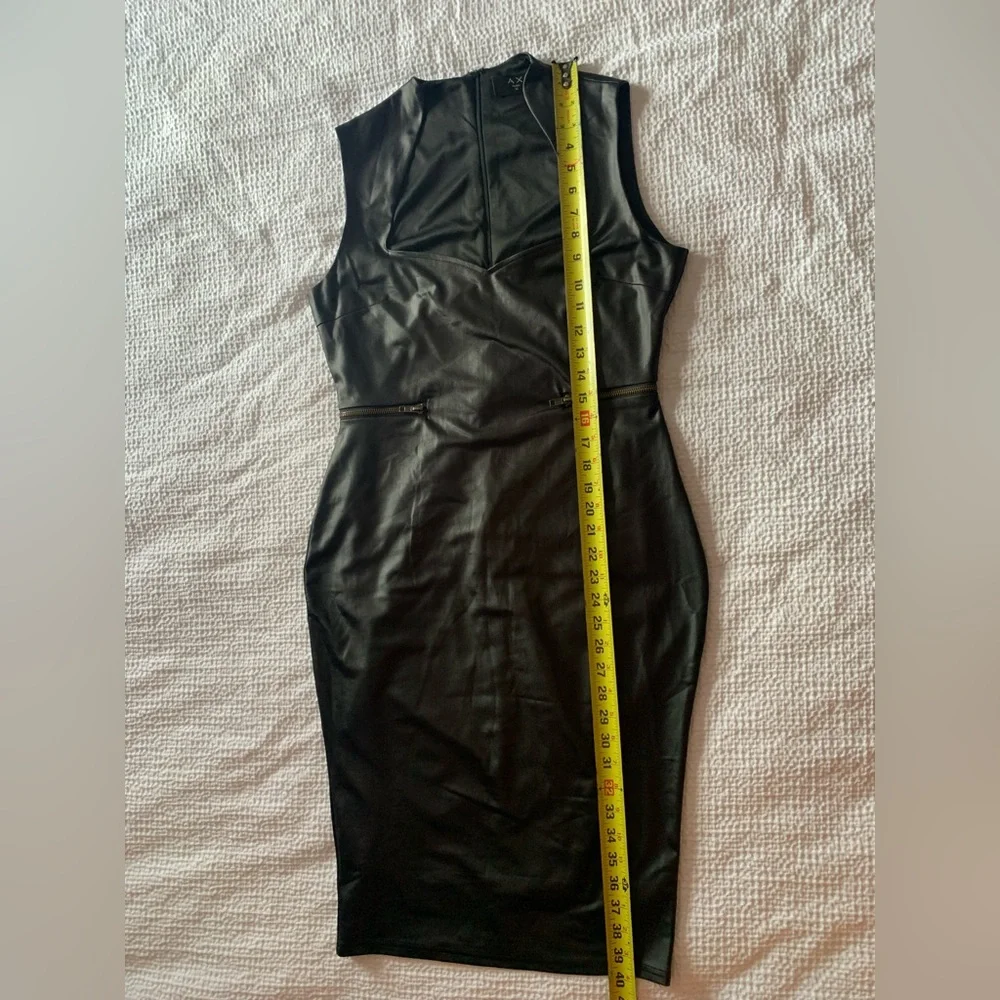 AX Paris, black bodycon, almost vampiric neckline and collar, sexy dress - Picture 7 of 10